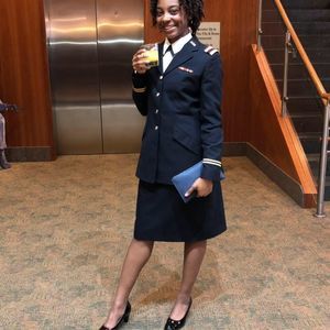 Meet your Posher, Telliah